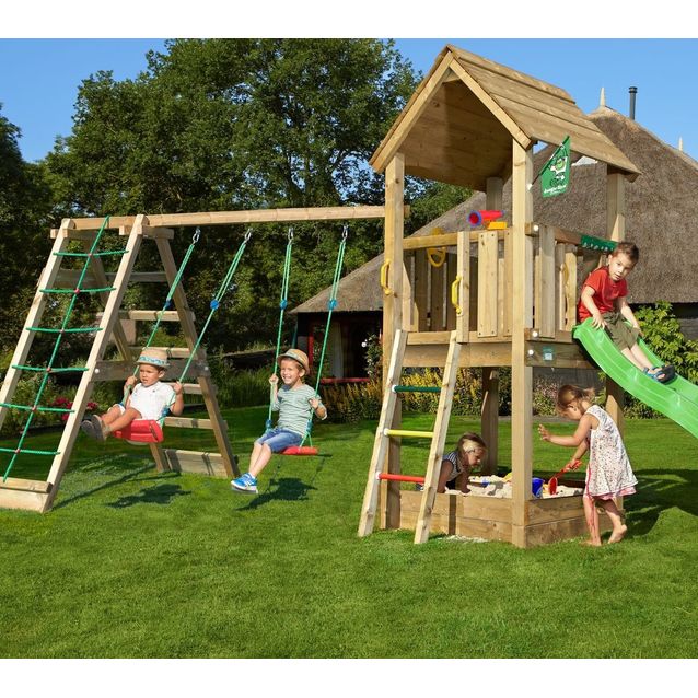 Leikkikeskus Jungle Gym Club ja Climb Module X'tra sis. liukumäen