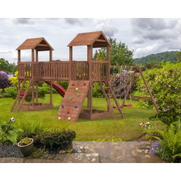 Leikkikeskus Palmako Jesper 1 sis. 2 leikkitornia + hiekkalaatikot + silta + kiipeilyseinä + keinuosa