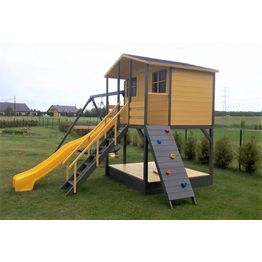 Leikkimökki Fixu 3 hiekkalaatikolla liukumäellä keinuilla ja kiipeilyseinällä maalaamaton