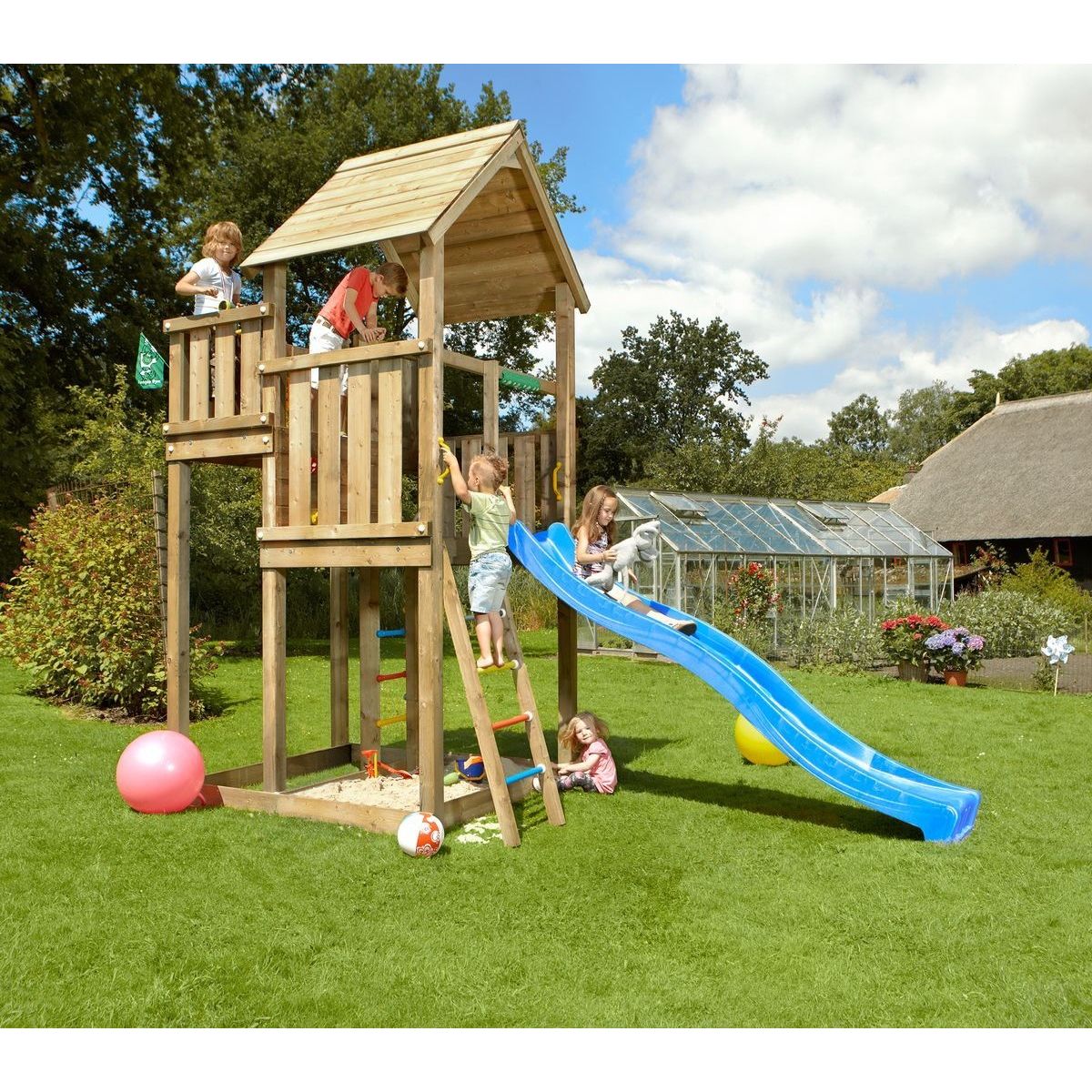 Leikkitorni Jungle Gym Palace sis. liukumäen