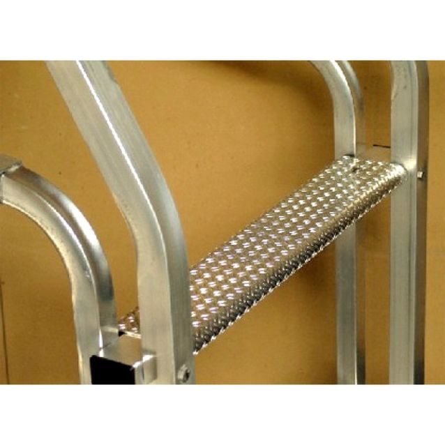 Askelmat laituritikkaisiin leveät 6 askelmaa