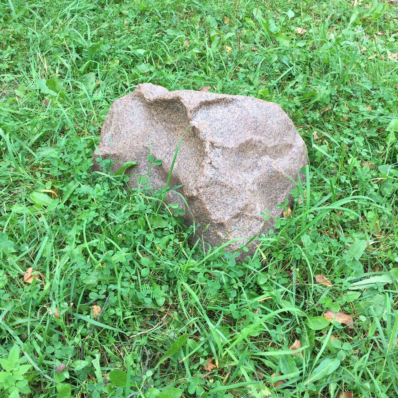 Maisemakivi Taidekivi D-30, punainen, lasikuitua lisäkuva 2