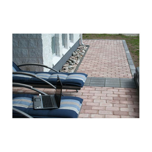 Patinoitu patiokivi 280x140x60 värillinen