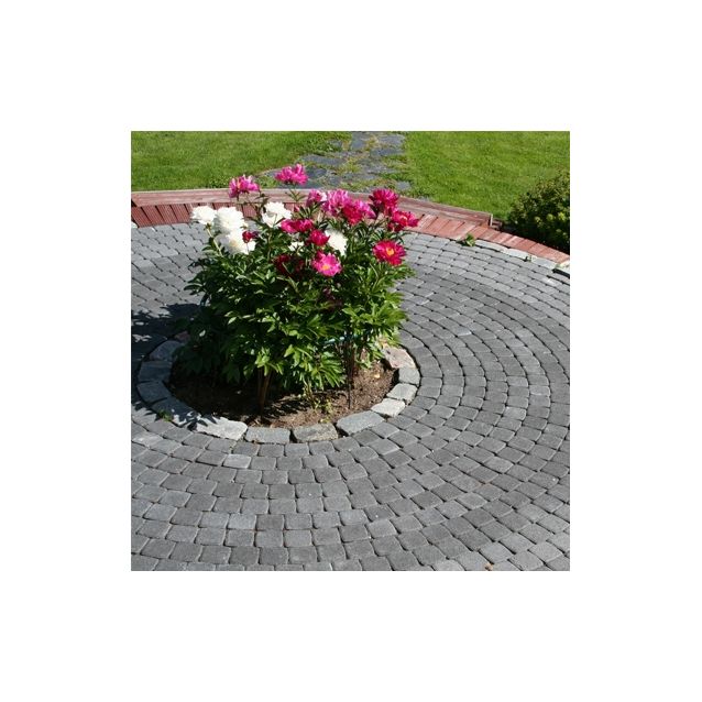 Perinnekivi 115x115x80 mm musta