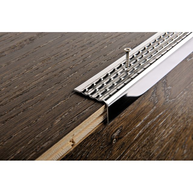 Porraskulmalista Progress Profiles Prowalk ACC ruuvikiinnitys 30x20mm 2,7m rst