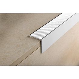 Porraskulmalista Progress Profiles Prowalk tarrakiinnitys 30x30mm 2,7m anodisoitu hopea