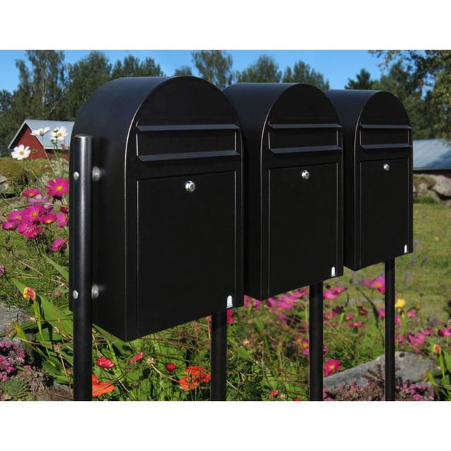 Postilaatikon ryhmäasennusjalusta Bobi Link 150 cm musta