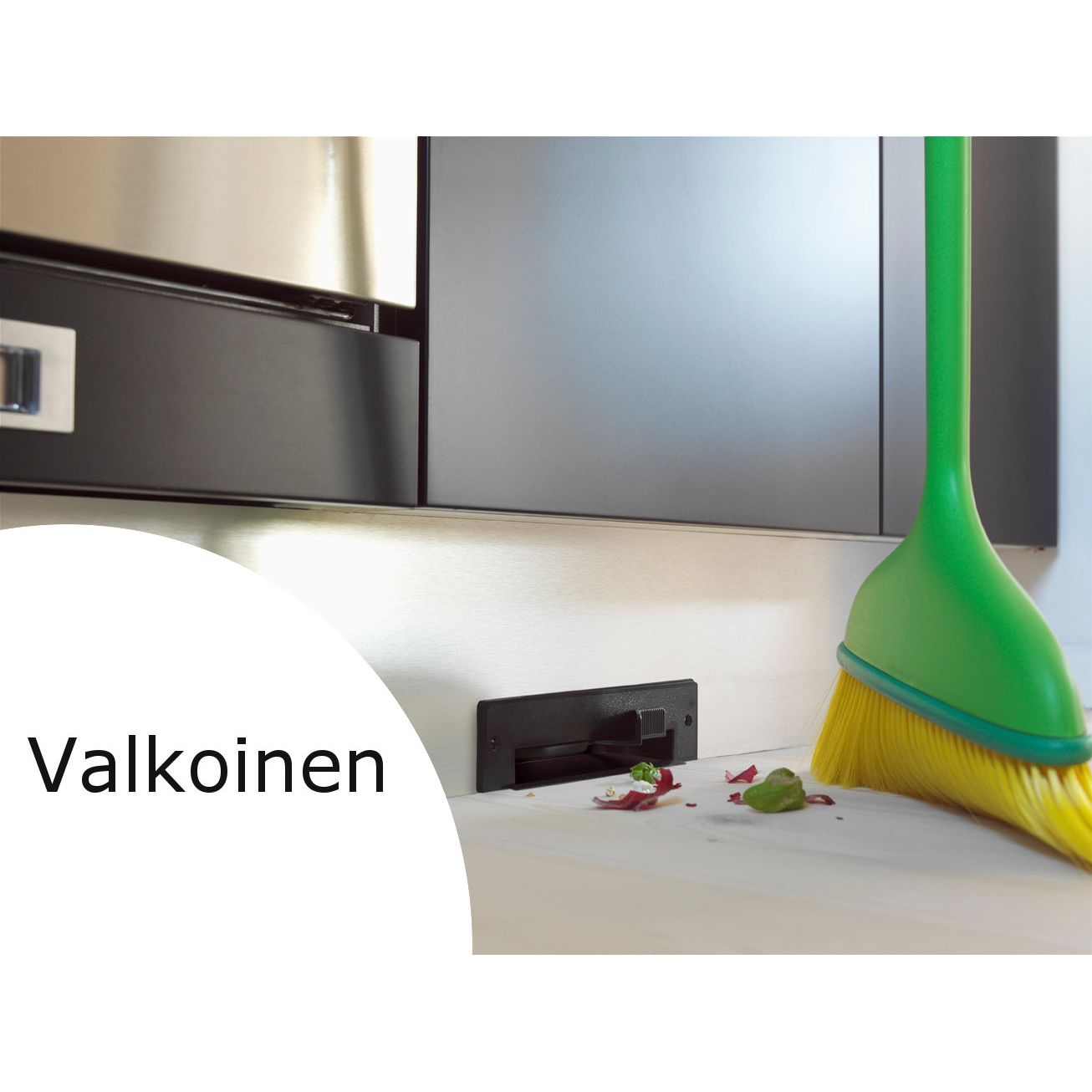 Rikkaluukku Nilfisk keskuspölynimureille valkoinen keittiössä