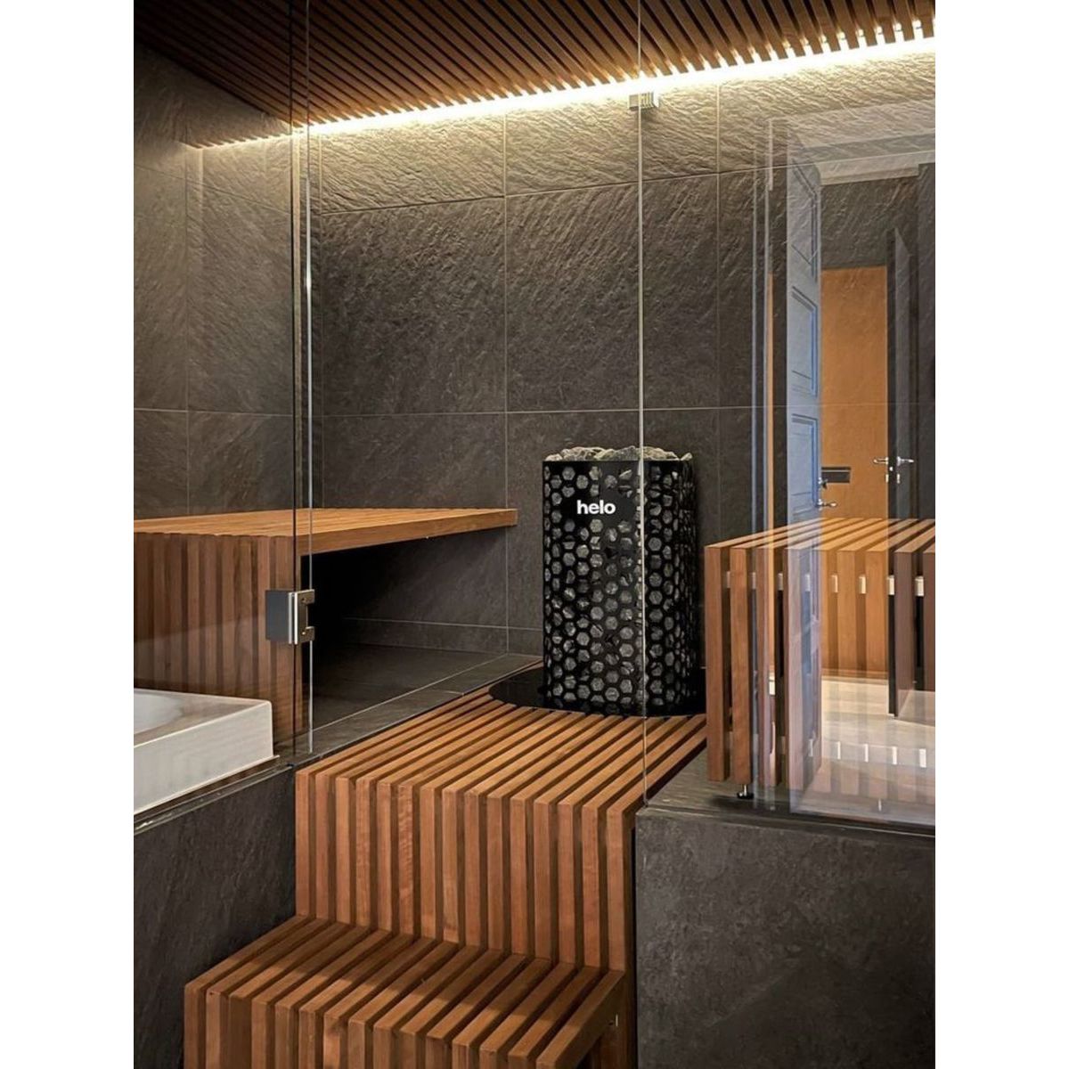 Sähkökiuas Helo Himalaya 105 Elite WT 10,5 kW 9-15 m³ manuaalitäyttö erillinen ohjaus musta