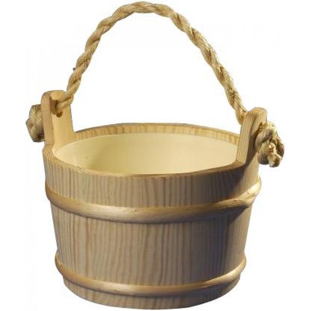 Sanko 4l mäntyä muovisisustalla