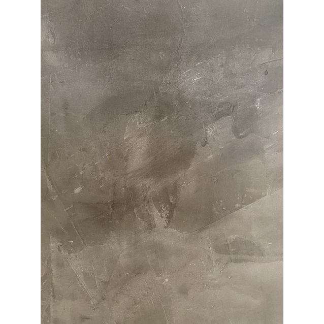 Mikrosementtipaketti Suomen Betonileimasin seinäpintaan kipsin/maalin päälle 6 m², Tuhka