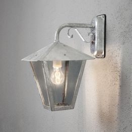 Seinävalaisin Konstsmide Benu 435-320 260x320x430 mm alasuunta sinkitty teräs