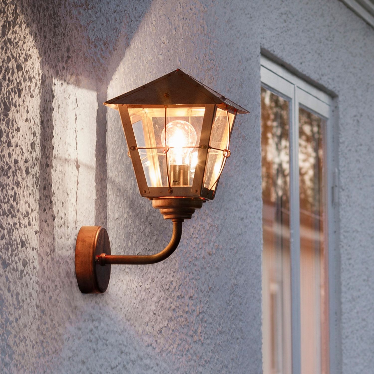 Seinävalaisin Konstsmide Fenix Mini 438-900 210x250x390 mm yläsuunta kupari