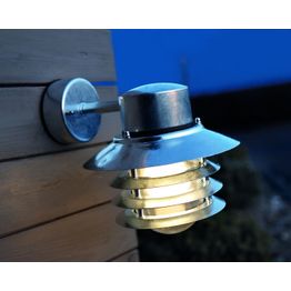 Seinävalaisin Vejers 220x250x230 mm alasuunta sinkitty teräs