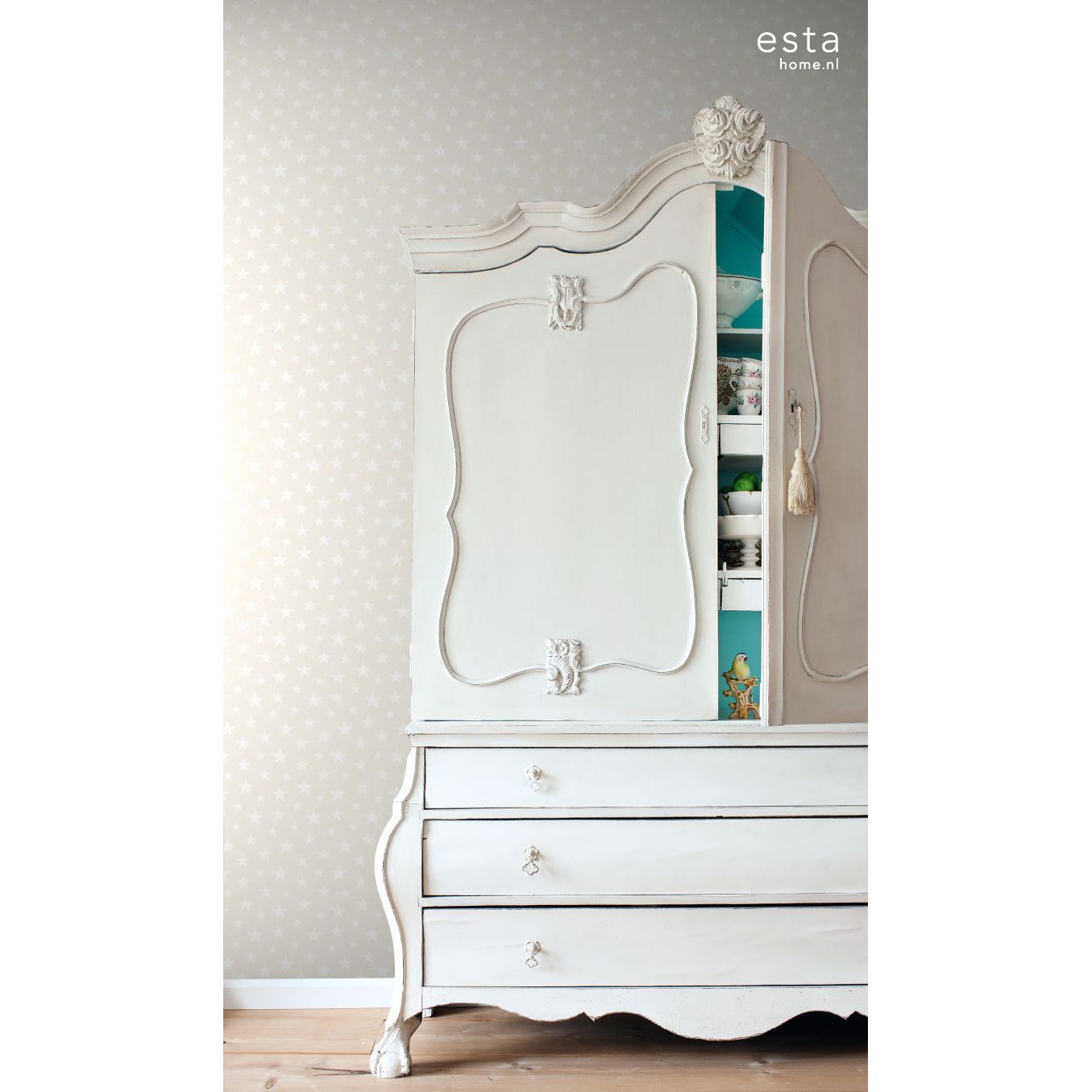 Tapetti Stars 128715 helmiäisvalkoinen käytössä