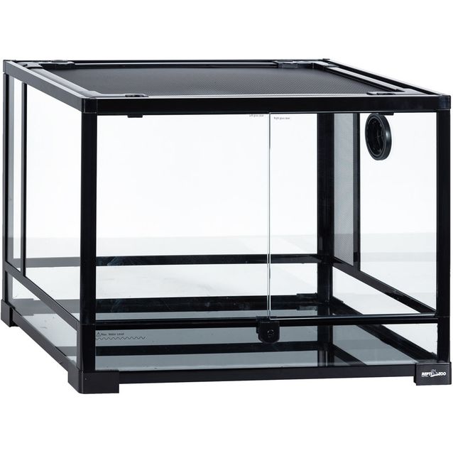 Terraario Trekker, sis. imukuppi, kaapeliläpivienti, 4 ruuvia, ruuvimeisseli ja käsineet, 600x450x450mm