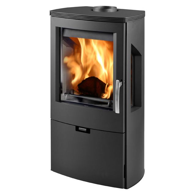 Valmistakka Thorma Wikantica 8 kW musta