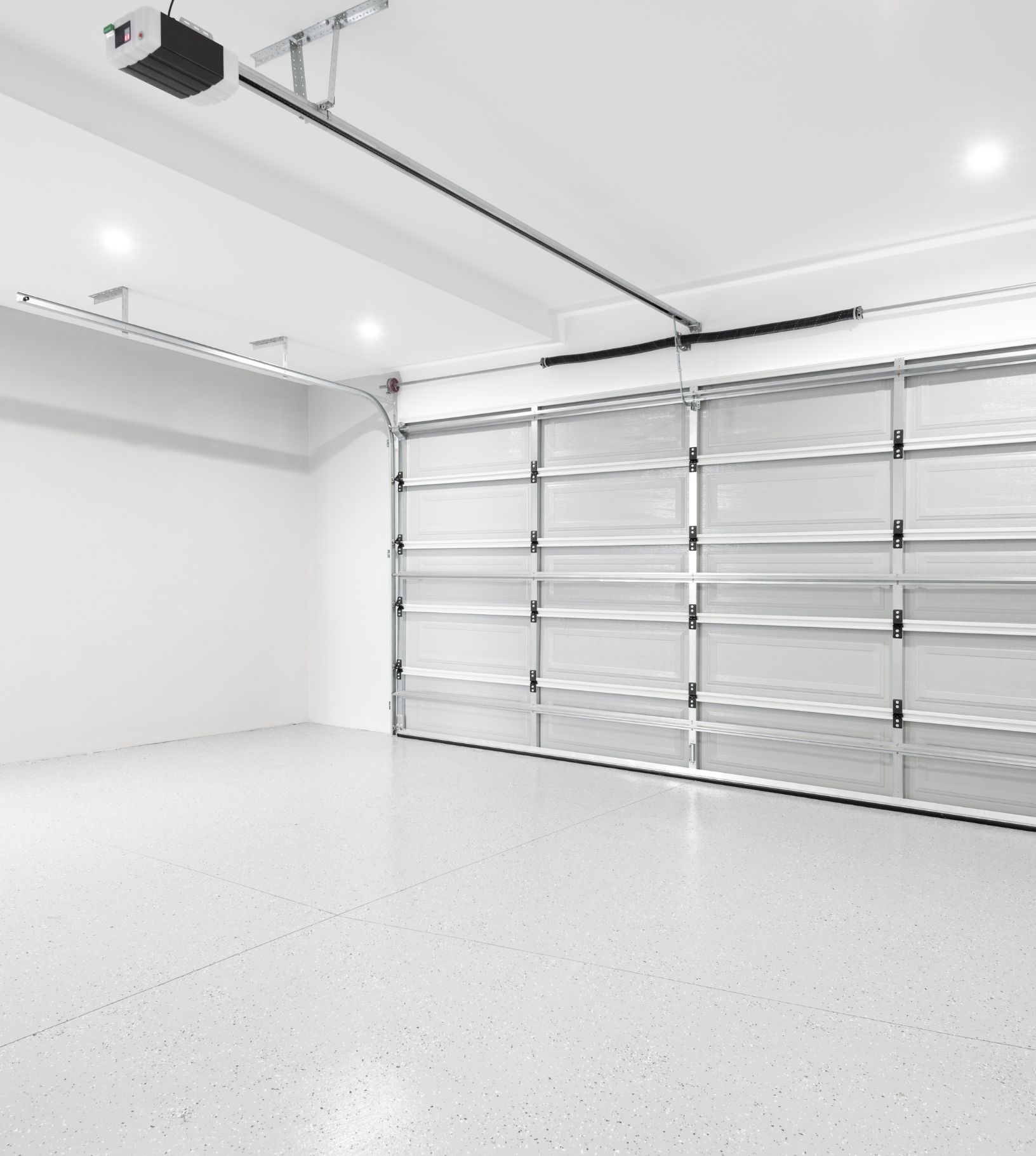 LED-valaisimet autotalliin – esimerkkikuva valaistusratkaisusta