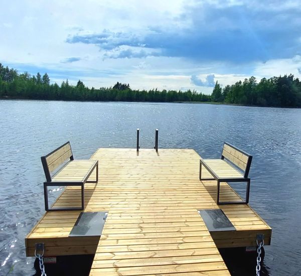 Laituripenkit ja -pöydät