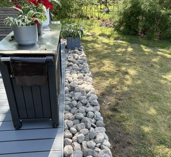 Luonnonkivi AKO Garden 60-100 mm 1000 kg harmaa/punertava